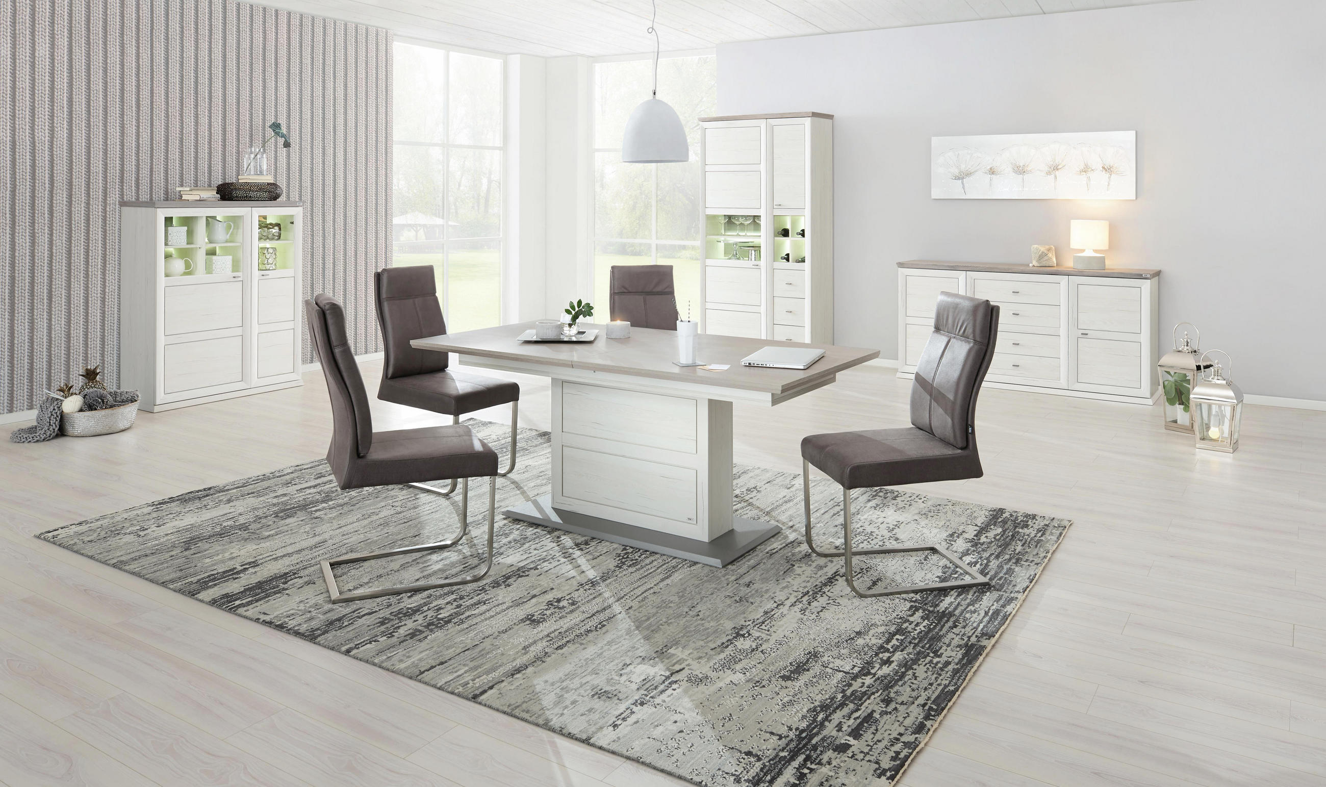Hom`in- Vitrine CAMRON